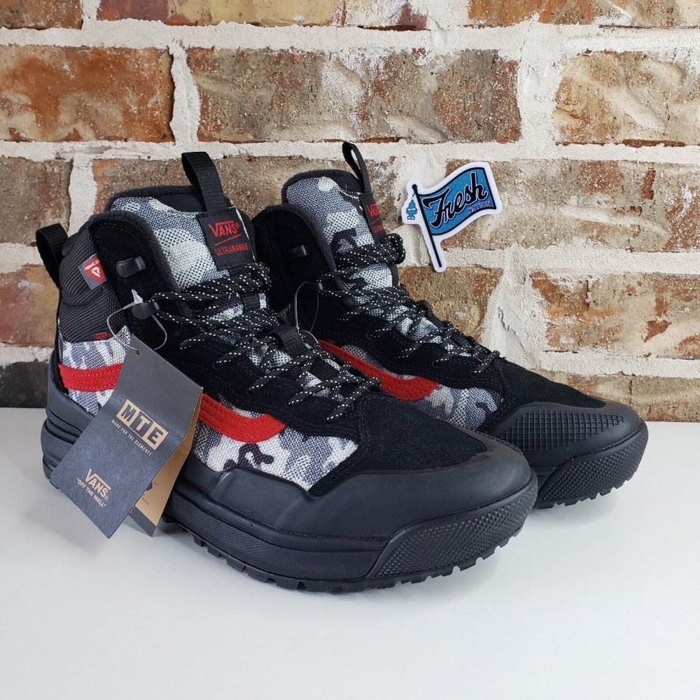 Vans UltraRange Exo Hi MTE 2 Primaloft Boot Mens Size 9.5 Artic Camo / Black Red
